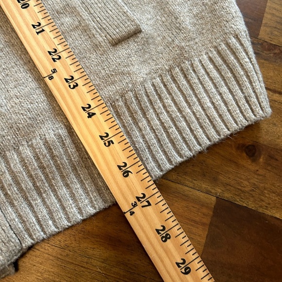 NWT Banana Republic Button Up Beige Brown Cardigan Sweater Size Large - Picture 2 of 7